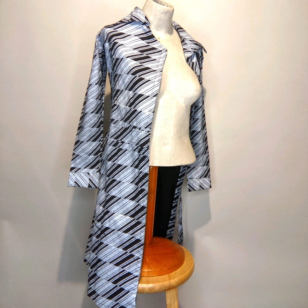 FUNKY | UNIQUE | GEOMETRIC print trench coat